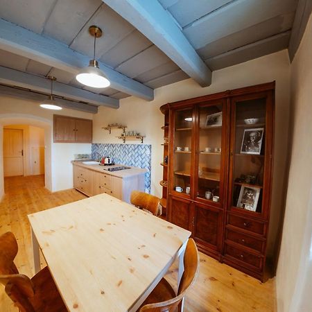 Apartmany Rodny Dom Deza Hoffmanna Banská Štiavnica المظهر الخارجي الصورة